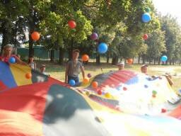 Гра в парашут - Табір "Зустріч" у місті Яготин